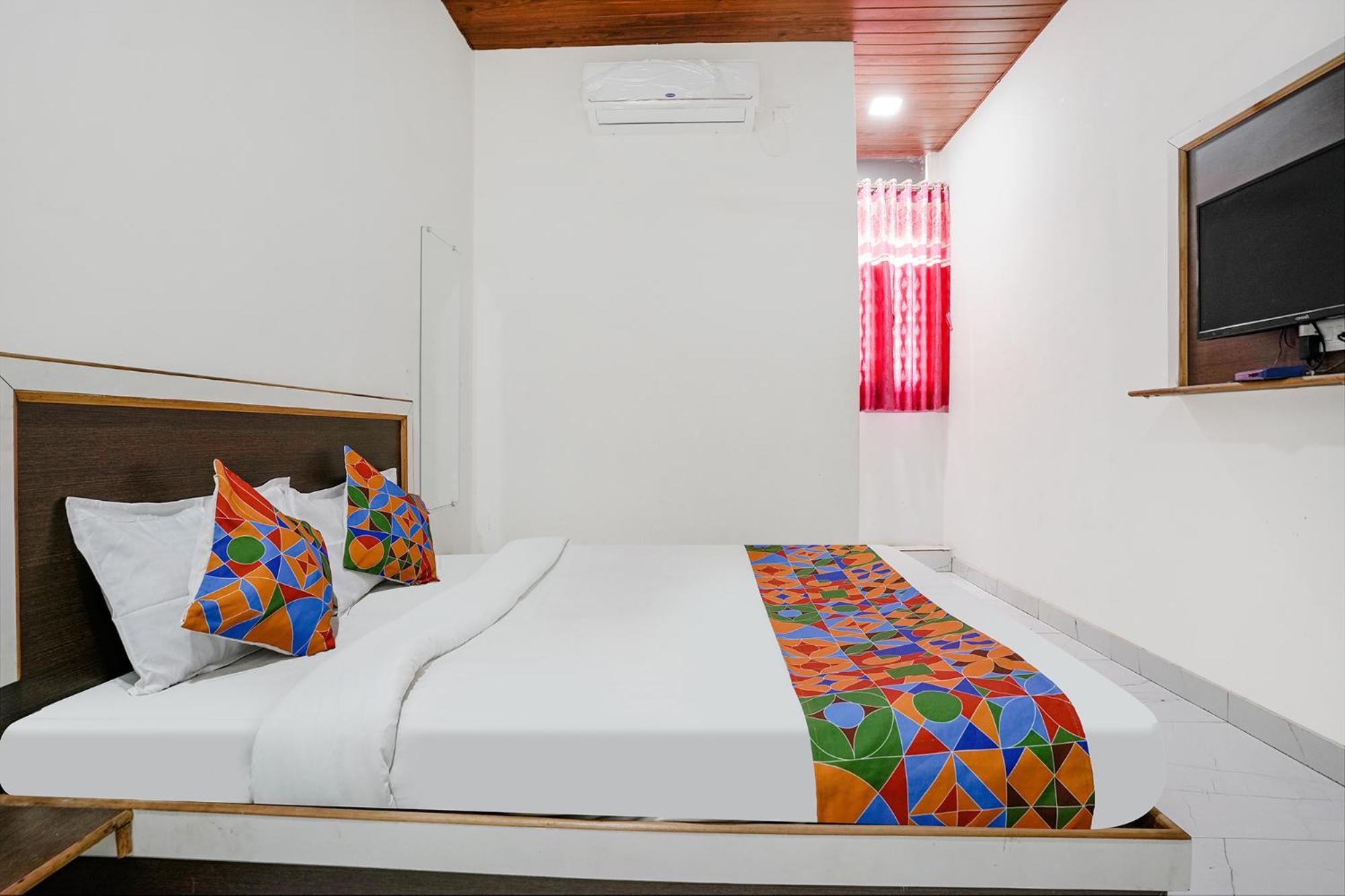 Fabexpress Sai Lodging I - Nr Nashik Railway Station Екстериор снимка