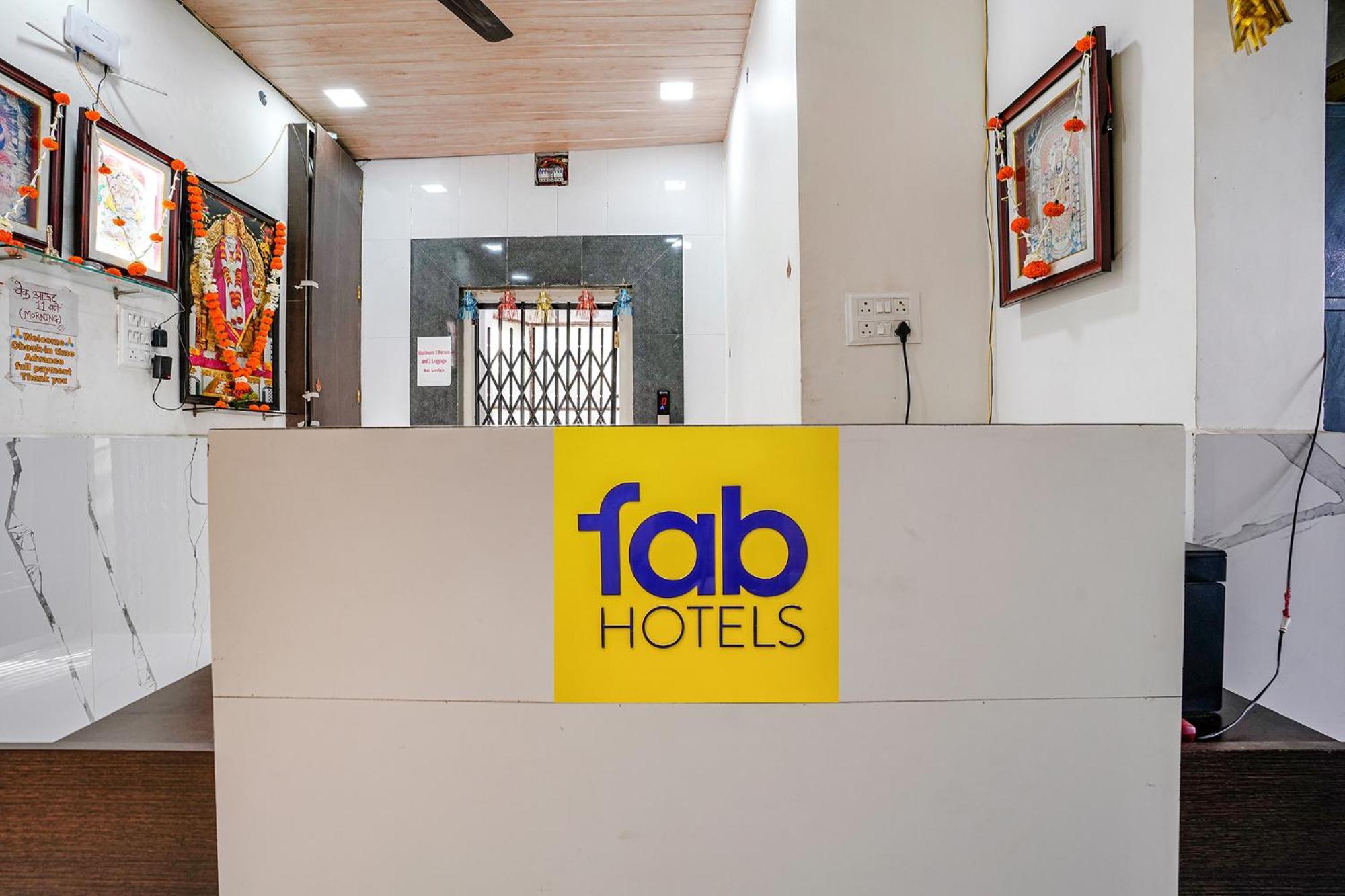 Fabexpress Sai Lodging I - Nr Nashik Railway Station Екстериор снимка